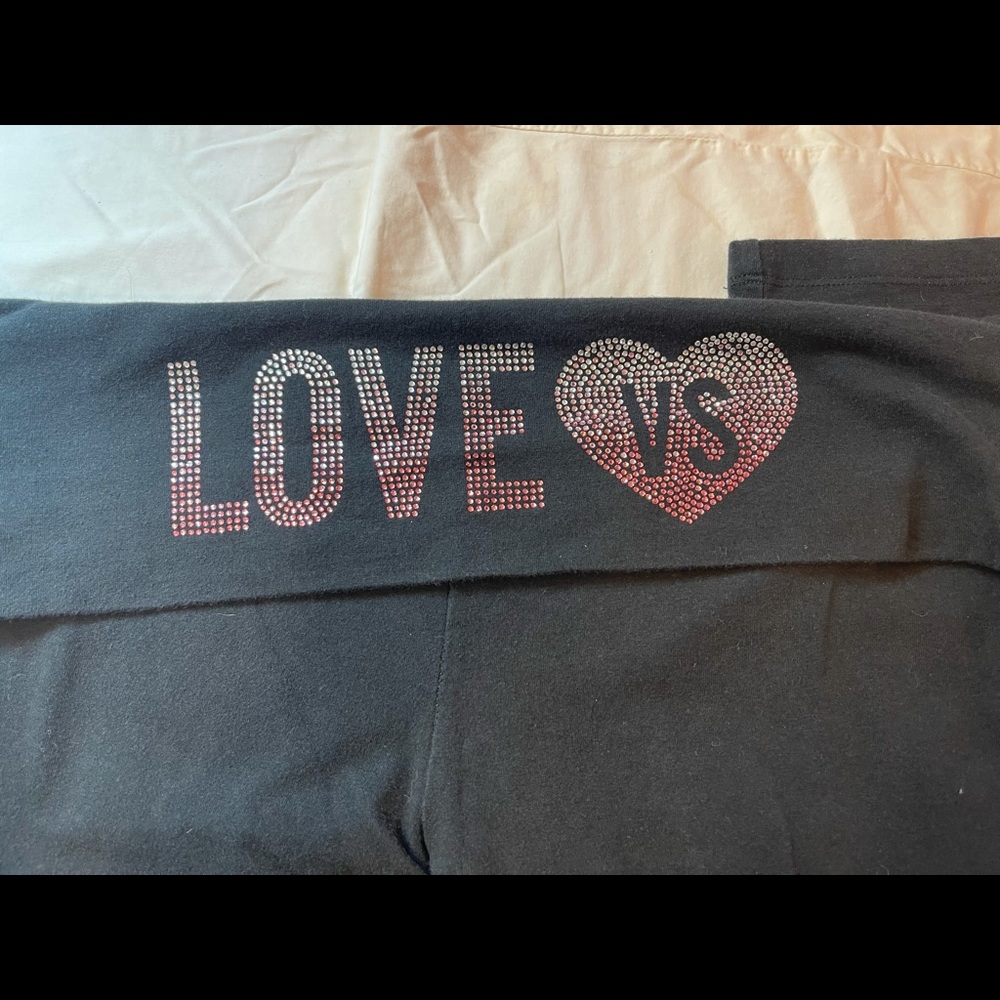 Victoria’s Secret Sequin Hearts Leggings L